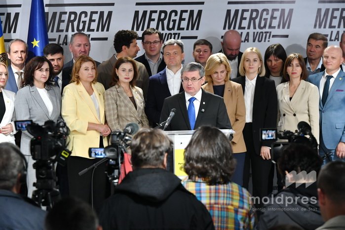 BLOCUL PATRIOTIC ÎNÎNTEAPĂ REZULTATELE ALEGERILOR: „UN DEPUTAT S-A RUPUT LA CERCELE”